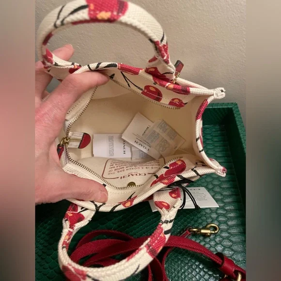 Coach Cargo Cherry Print Canvas Tote Bag NWT - Picture 3 of 13